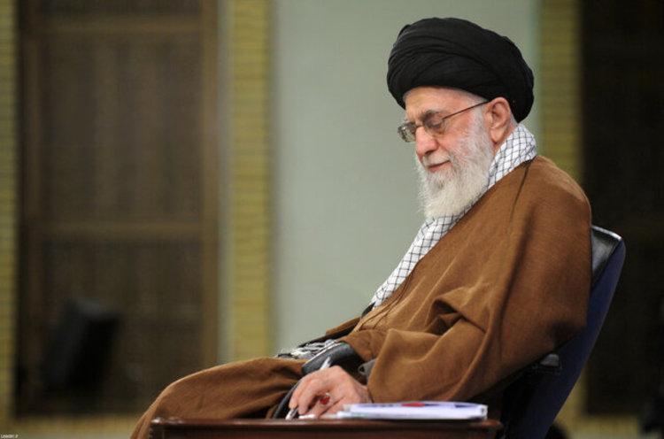 فتوای رهبر انقلاب درباره عمل زیبایی زنان فتوای رهبر انقلاب درباره عمل زیبایی زنان